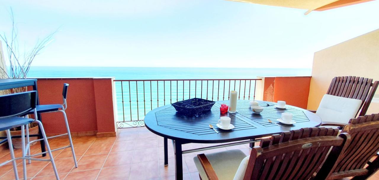 شقة Carvajal Seaviews بينالماذينا المظهر الخارجي الصورة